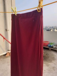 Women Long Ribbed Skirt