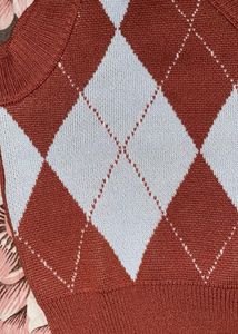 Brown &amp; white checked cropped sweater Top🤎
