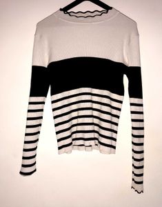 it's a woollen sweatshirt for winter wear