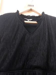 Elegant Black Midi Dress