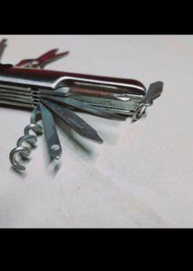 Multi Tool ( All In One Gadget )