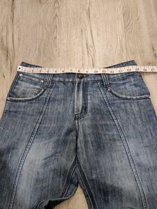 Ma2223 Sabrin baggy jeans waist 30 inches