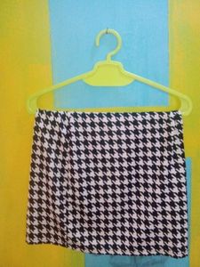 Houndstooth Mini Skirt