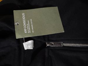 H&amp;M Black Zip-Up Hoodie