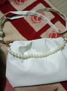Elegant White Handbag with Pearl Detail