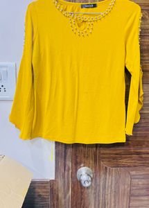 Mustard Beautiful Top