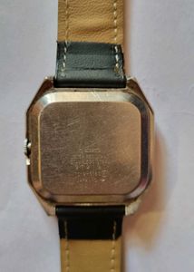Seiko 5 AUTOMATIC Erectangular Vintage Watc