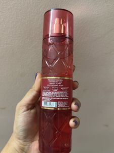 Bath &amp; Bodyworks Strawberry Flirt Body Mist