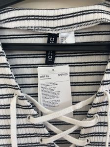 H&amp;M LACING-DETAIL BODYCON DRESS