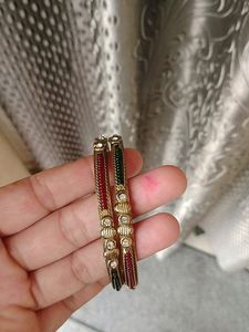2set Of Bangles &amp; 2 Red &amp; Green  Metal Kade ,, Gre