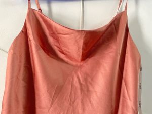 Crowl Neck Sleeveless Silk Top