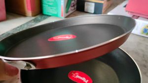 Pigeon Non Stick Duo Pack Fry Pan And Flat tawa