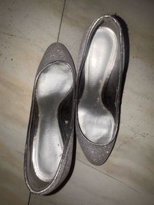 Silver Glitter Heels 👠