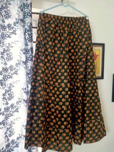 NEW Women&#39;s Orange Flared Skirt