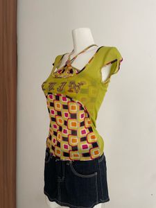 Retro Graphic Print Top