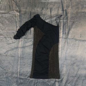 One Solder Beutiful Dress 😍