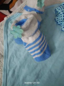 new born  baby&#39;s kit🤱&amp;topi&amp;socks
