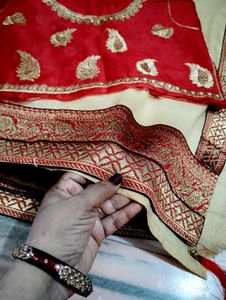 Banarasi Border Cream And Red Embroidery Saree