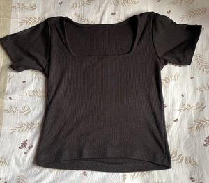 Black Ribbed top