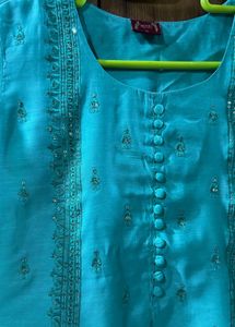 royal Elegant Embroidered Kurta