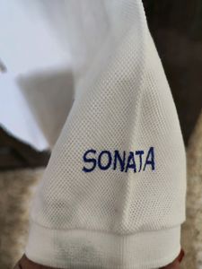 Cotton White T- Shirt Size 46