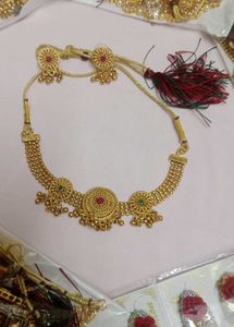 Gold Tone Necklace and Earring Set