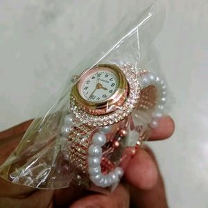 BRACELET WATCH For Women&#39;s And Girls Offer