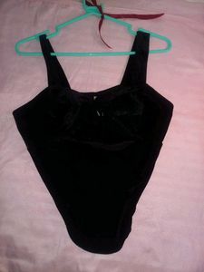 Pinteresty Velvet Corset