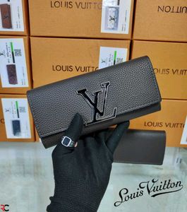 LV 3 FOLDED WALLET WITH BRAND BOX