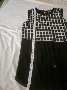 Top Black