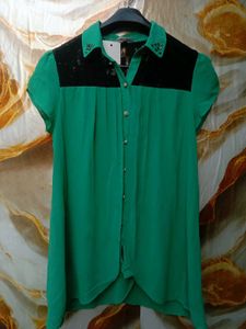 New With Tag Green Frill Korean Flair Top
