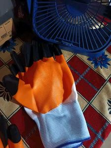 Safety Hand Gloves Orange And Black