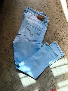 Light Wash Denim Jeans