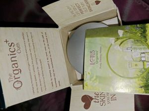 Lotus Organic Brightening Night Cream