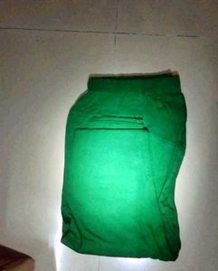 Green Embellished Dupatta And Leggings Set