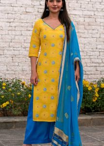 Cotton Women Suit with Lining And dupatta.
