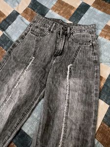 Gray Wash Frayed Hem Jeans