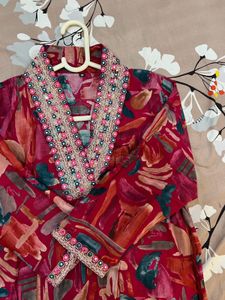 Floral Embellished Kurta Set