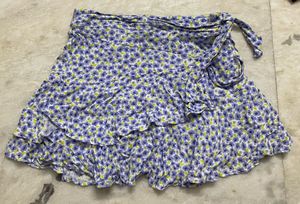Forever 21 Cute Floral Skirt