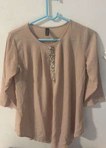 Casual top for women