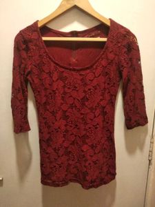 Bershka Beautiful Lace Top