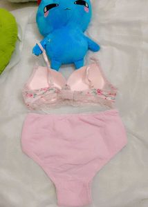 Floral Padded Bra With Beautiful Penty