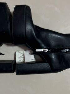 Zara Platform Boots Ankle Length With Tag