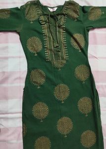 Meeranshi Women&#39;s Rayon Printed Kurta with Palazzo