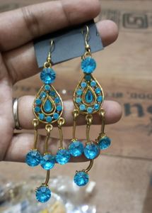 pair of 2Earrings