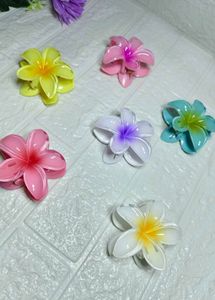 Flower Hair Claw Clips