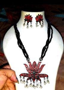 Lotus necklace