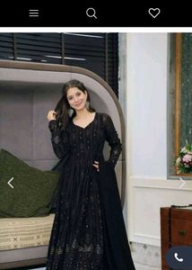 Elegant Black Embroidered Kurta 2psc Set