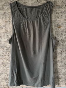 Set Of 3 Tank Tops