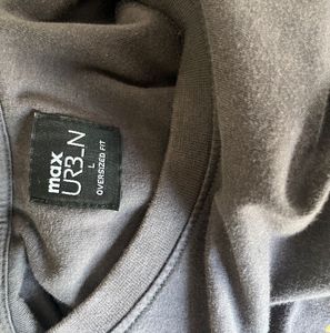 MAX URB_N Oversized T-shirt